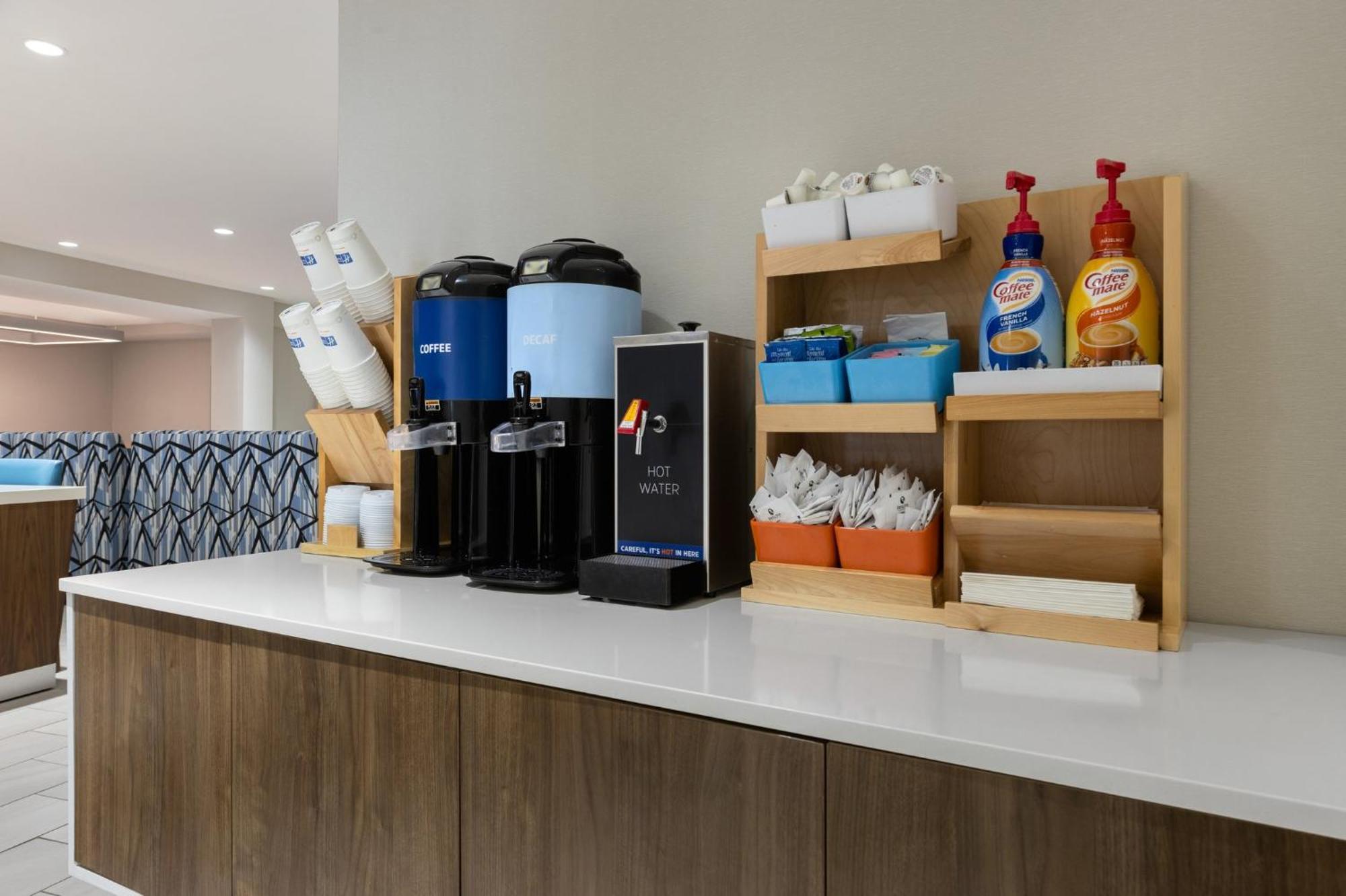 Holiday Inn Express Savannah Airport By Ihg Экстерьер фото