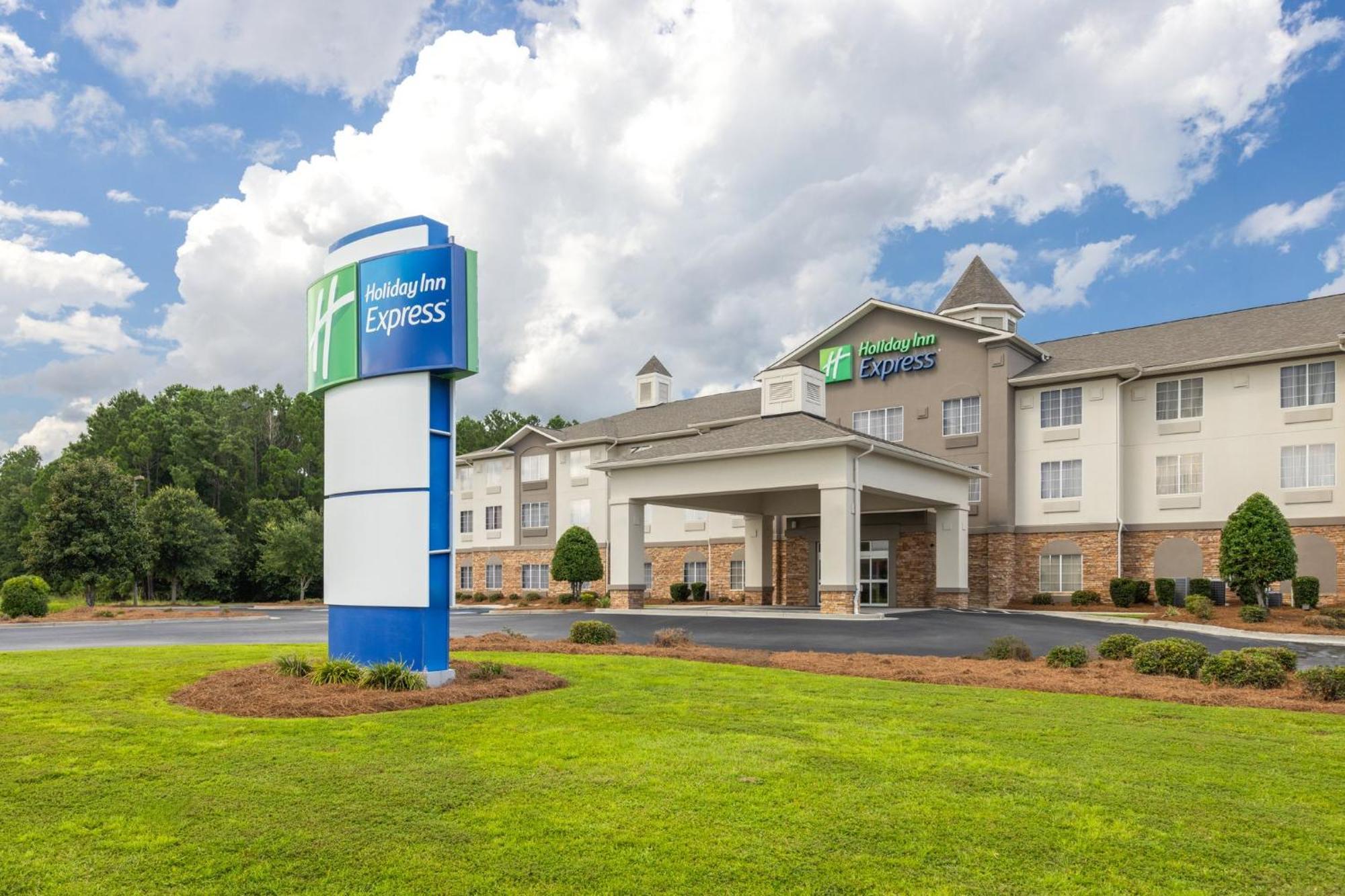 Holiday Inn Express Savannah Airport By Ihg Экстерьер фото
