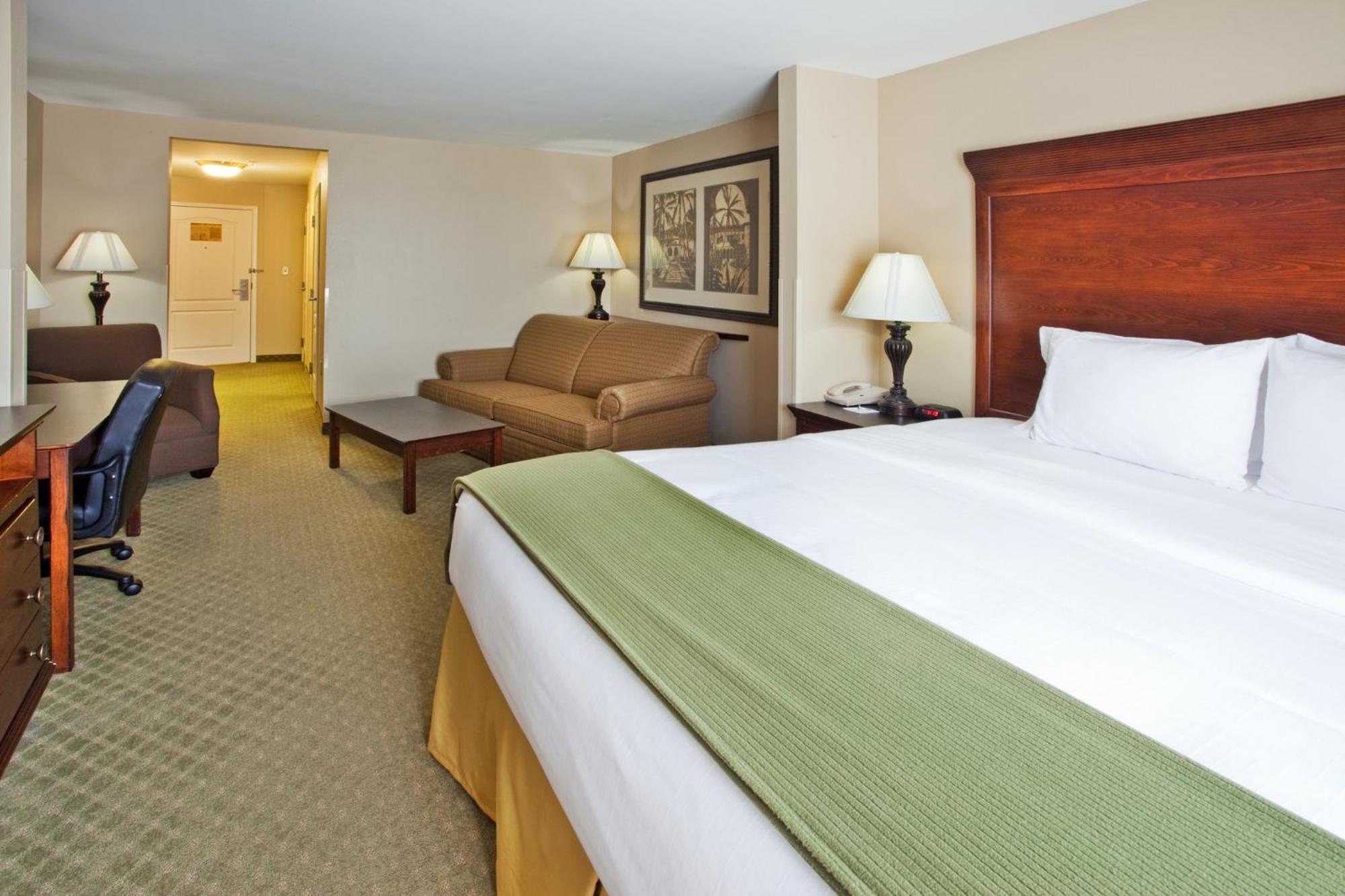 Holiday Inn Express Savannah Airport By Ihg Экстерьер фото