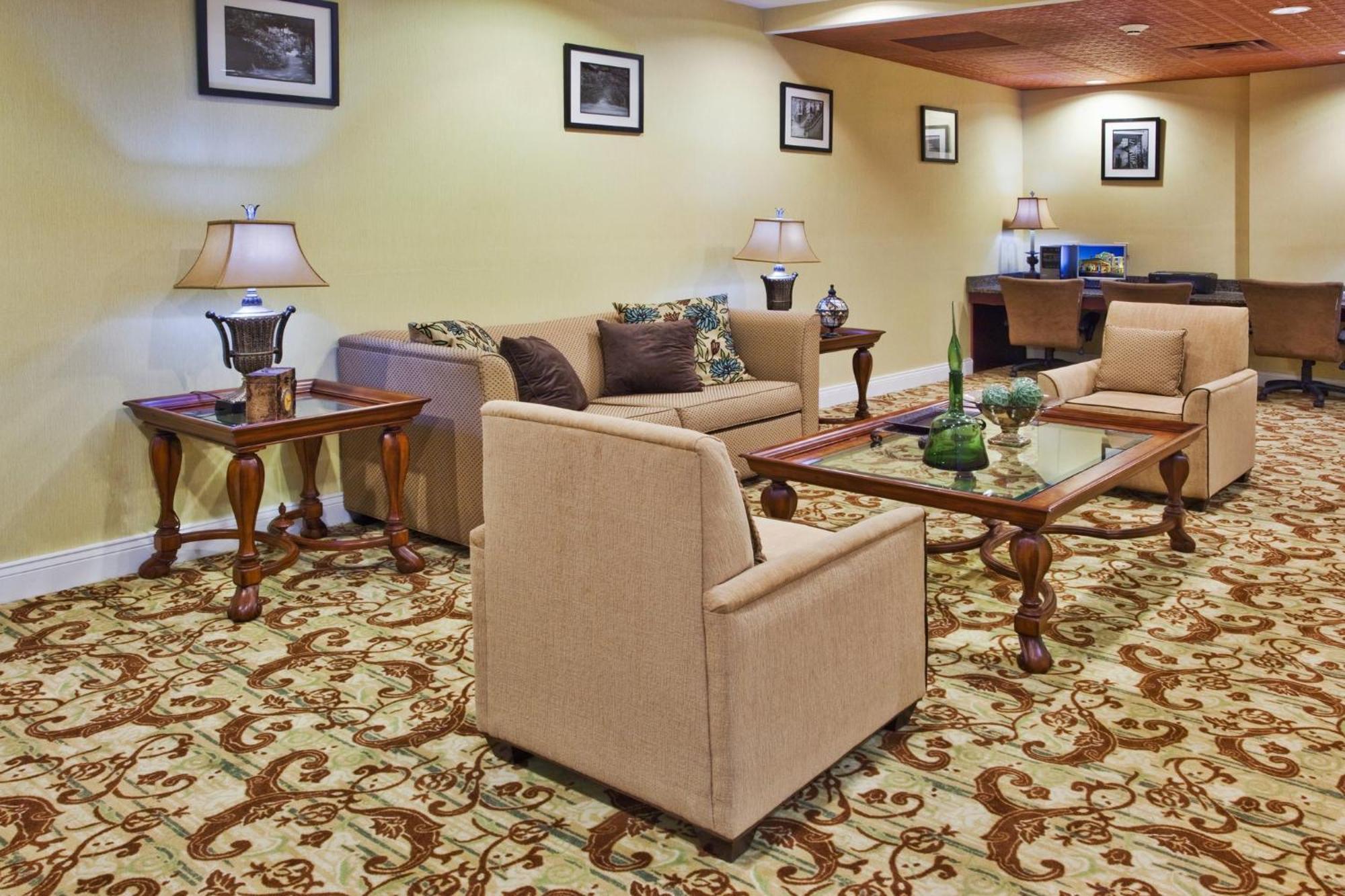 Holiday Inn Express Savannah Airport By Ihg Экстерьер фото